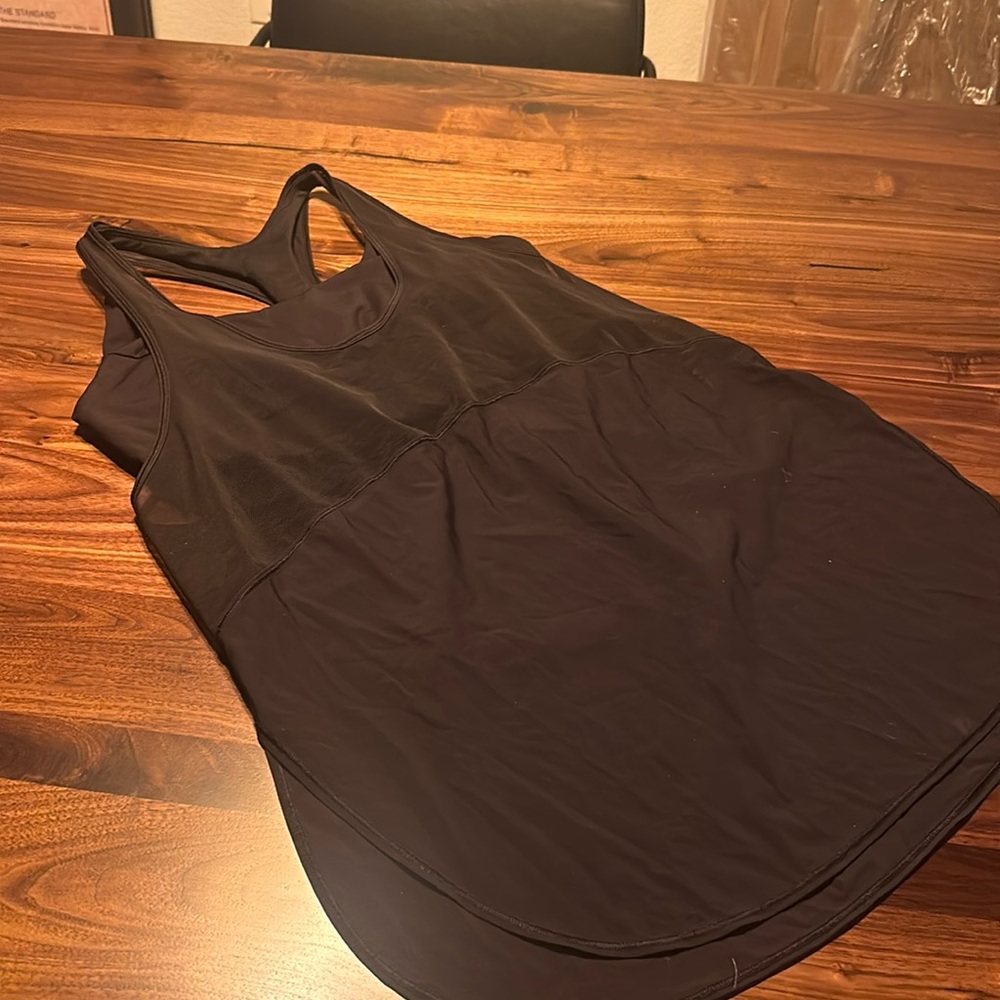 Lululemon workout tank with attached sports bar